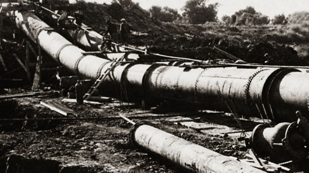 Construction underway on the Portland Seawall public improvement project